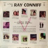 Ray Conniff - Ascoltate e ballate. Prima edizione italiana in vinile di seconda mano. Ray Conniff - Ascoltate e ballate. Prima edizione italiana in vinile di seconda mano.
