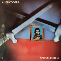 Alice Cooper - "Special forces". Prima edizione italiana in vinile di seconda mano.