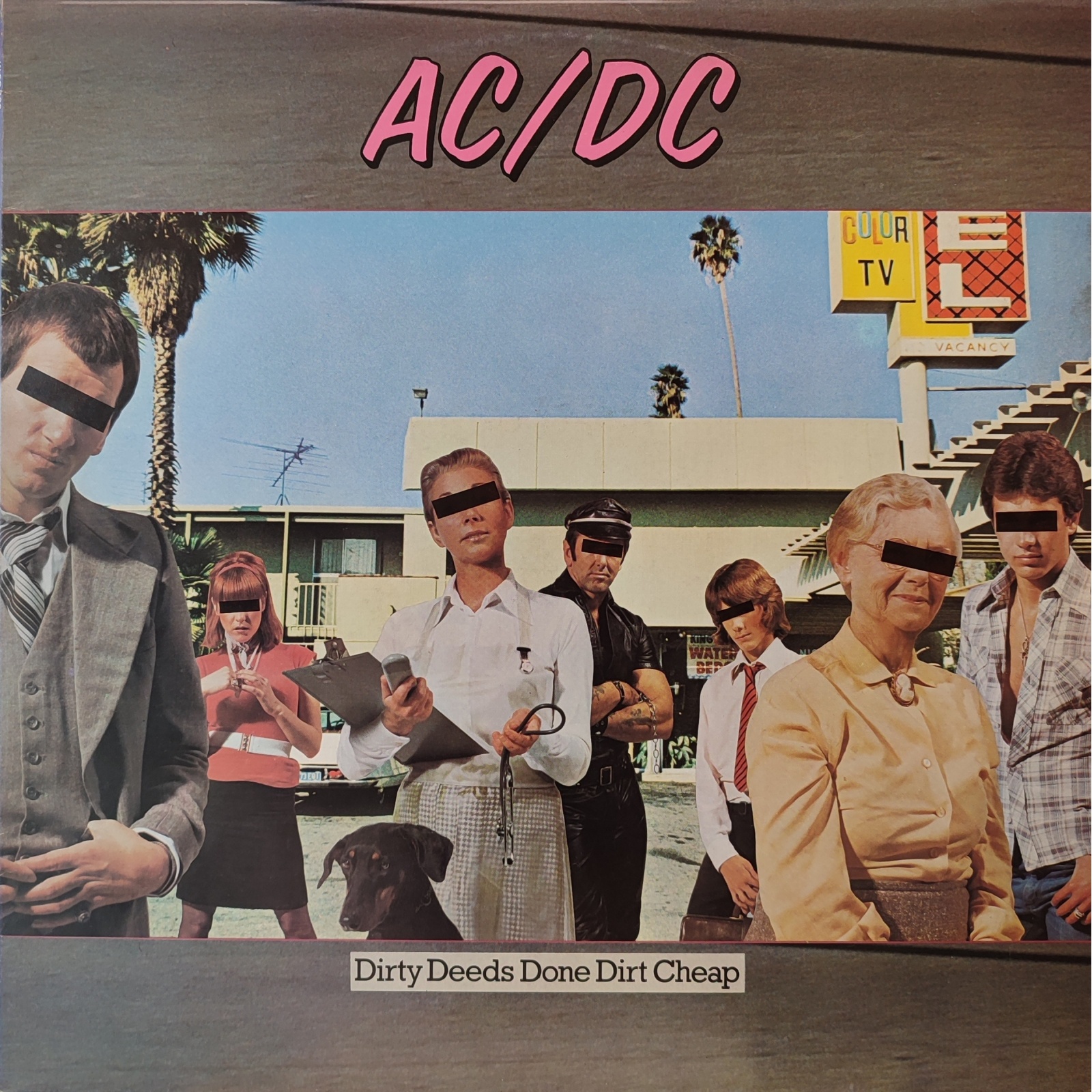 AC/DC - Dirty Deeds Done Dirt Cheap AC/DC - Dirty Deeds Done Dirt Cheap