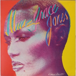 Grace Jones - Muse