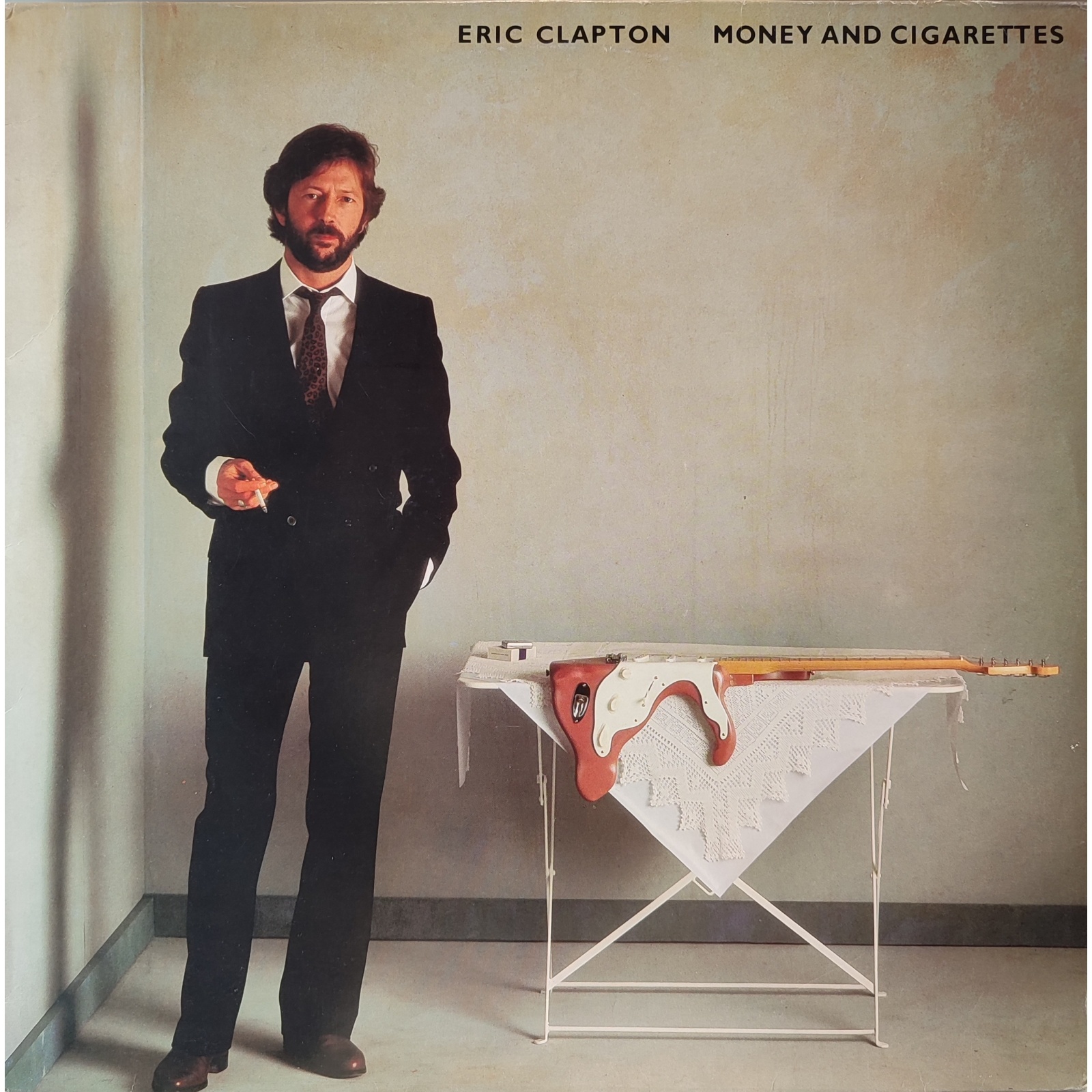 Eric Clapton - Money and cigarettes. Prima edizione italiana in vinile di seconda mano. Eric Clapton - Money and cigarettes. Prima edizione italiana in vinile di seconda mano.