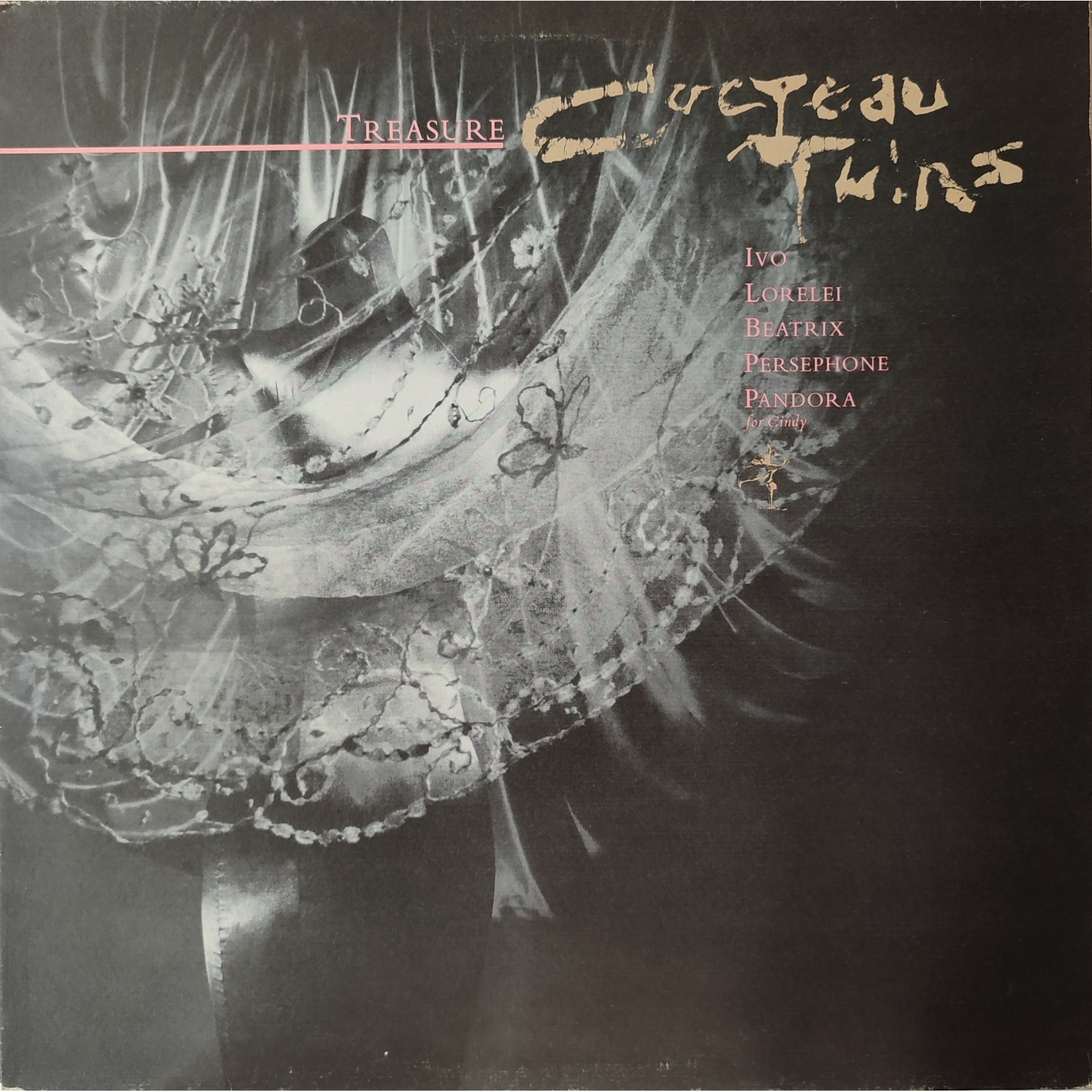 Cocteau Twins - Treasure. Prima edizione inglese in vinile di seconda mano. Cocteau Twins - Treasure. Prima edizione inglese in vinile di seconda mano.